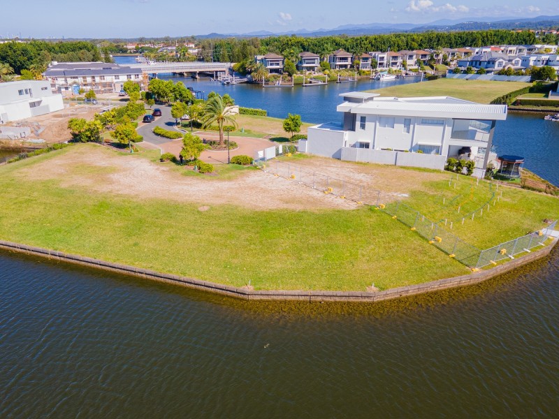 5014 Harbourview Drive, Hope Island QLD 4212