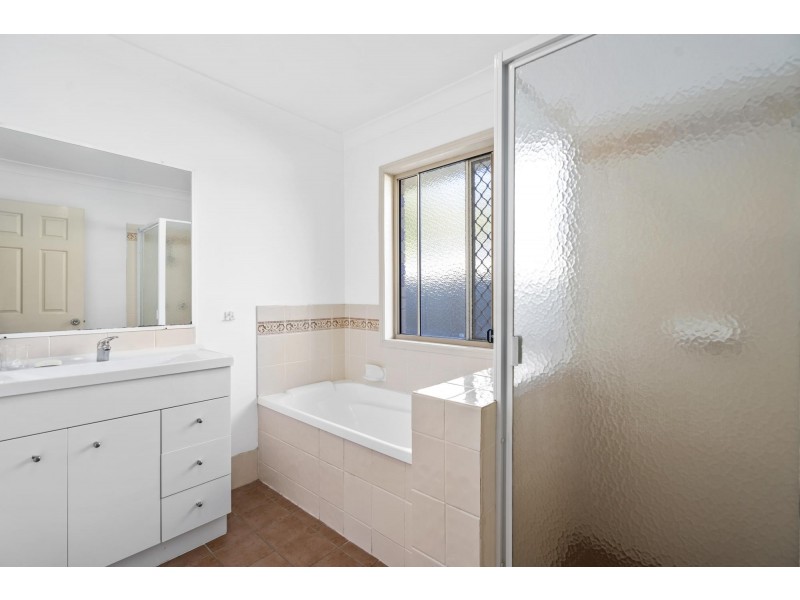 11 Kea Lane, Oxenford QLD 4210