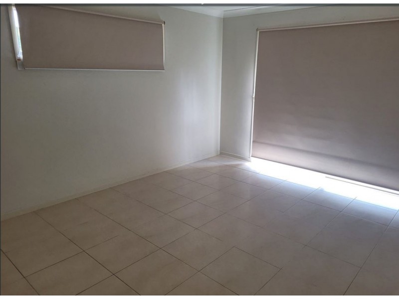 19 Yarwood Crescent, Ormeau Hills QLD 4208