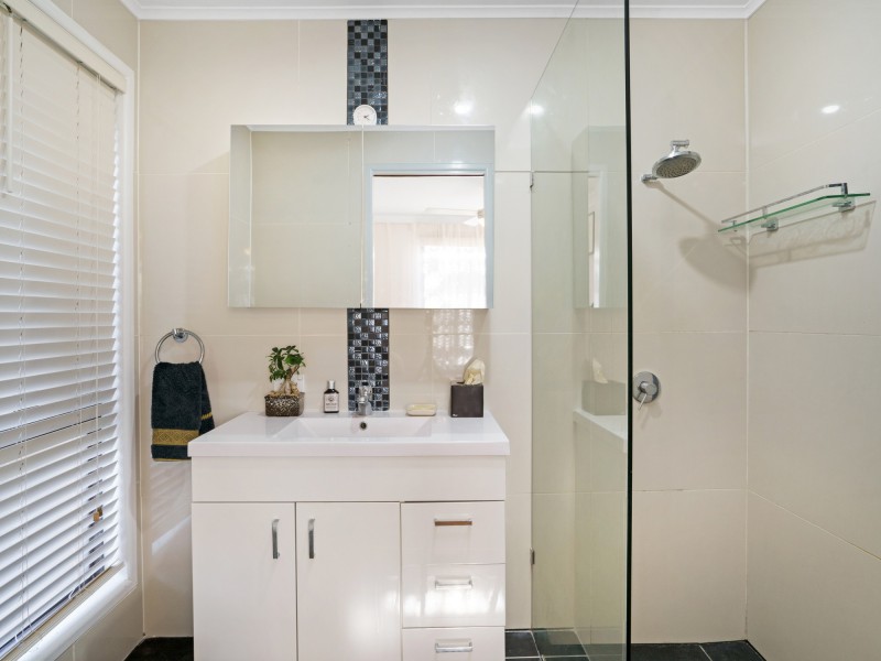 58 Chisholm Road, Carrara QLD 4211