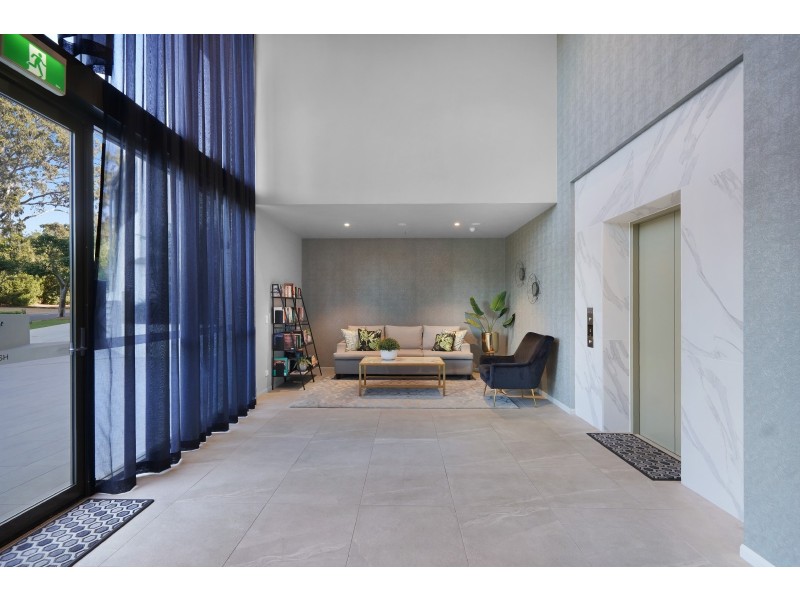 401/601 Glades Drive, Robina QLD 4226