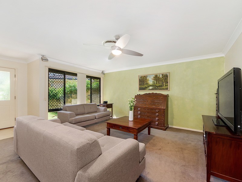 2/5 Abbeytree Court, Robina QLD 4226