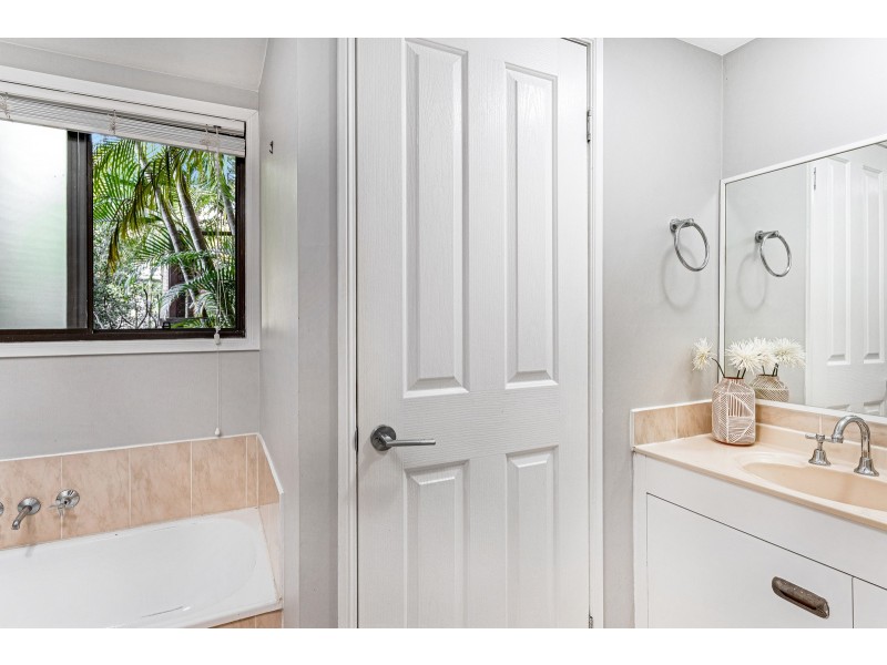 25/8-12 Sherwood Close, Mudgeeraba QLD 4213