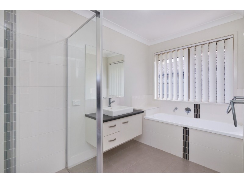 48 Pimpama Rivers Drive, Ormeau QLD 4208