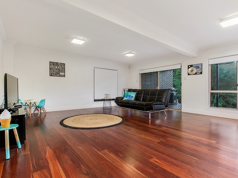 47 Dungogie Drive, Tallebudgera QLD 4228