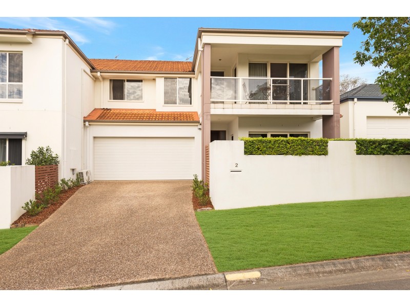 1/2 Andorra Place, Varsity Lakes QLD 4227