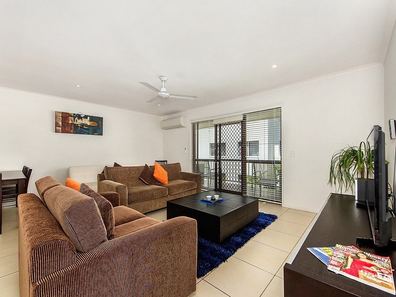5/10 Cannes Avenue, Surfers Paradise QLD 4217