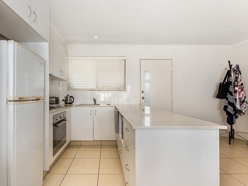 5/10 Cannes Avenue, Surfers Paradise QLD 4217