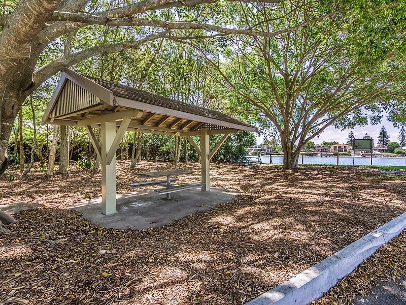 5/10 Cannes Avenue, Surfers Paradise QLD 4217