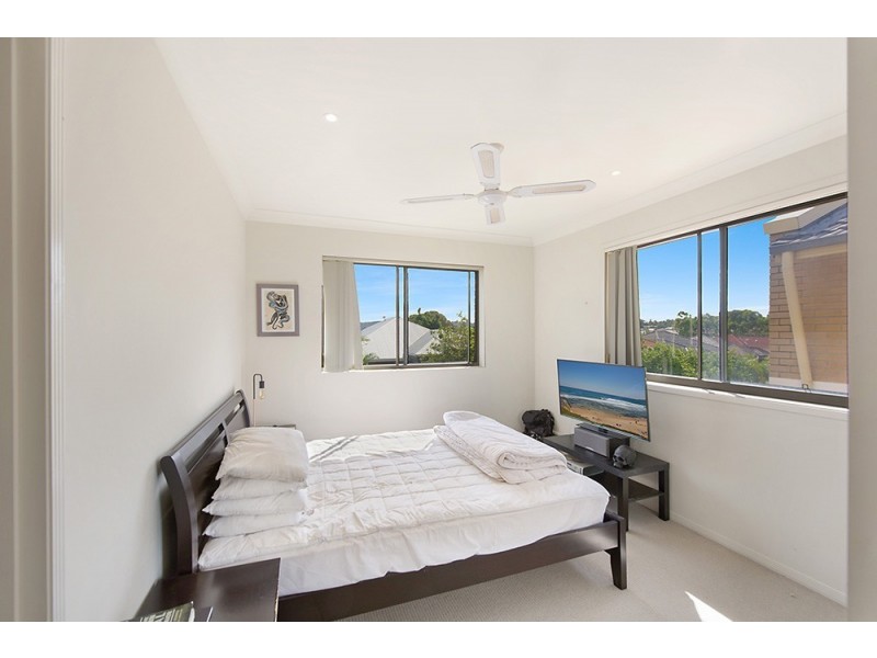 16/27 Ranier Crescent, Varsity Lakes QLD 4227