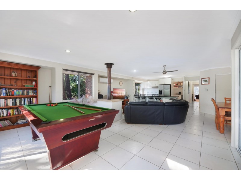 61 Carrington Road, Bonogin QLD 4213