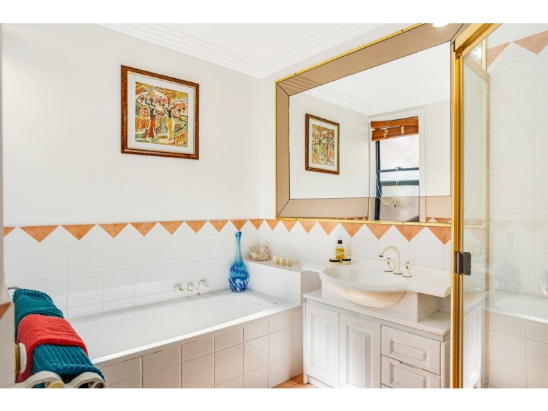 26 Highgate Lane, Robina QLD 4226