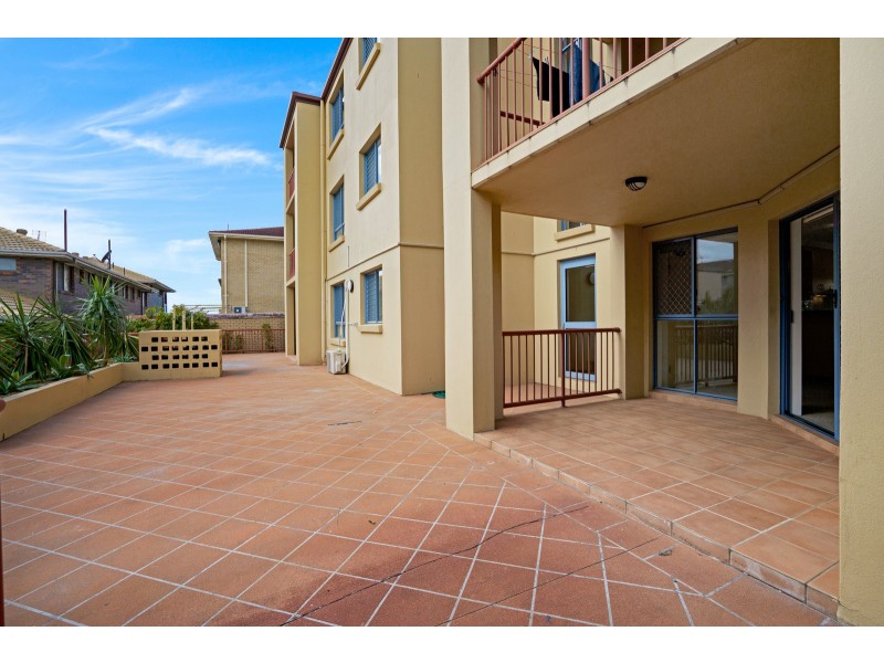 7/89 Frank Street, Labrador QLD 4215