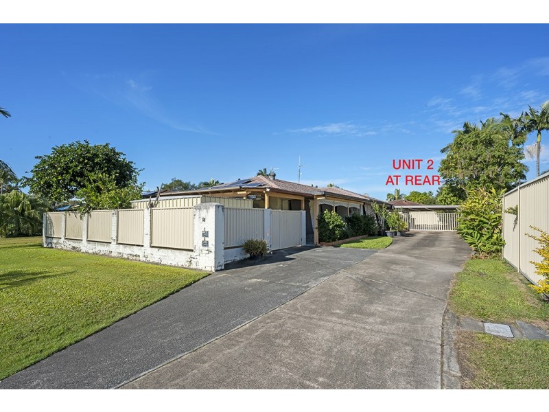 2/18 Stephenson Street, Labrador QLD 4215