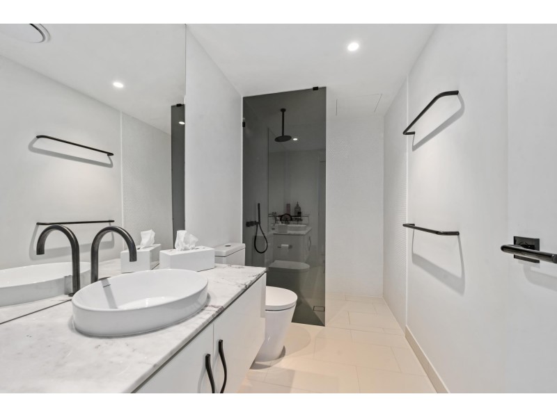 1901/1328 Gold Coast Highway, Palm Beach QLD 4221