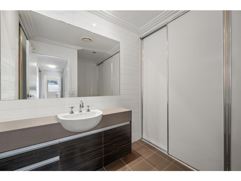 23/226 Varsity Parade, Varsity Lakes QLD 4227