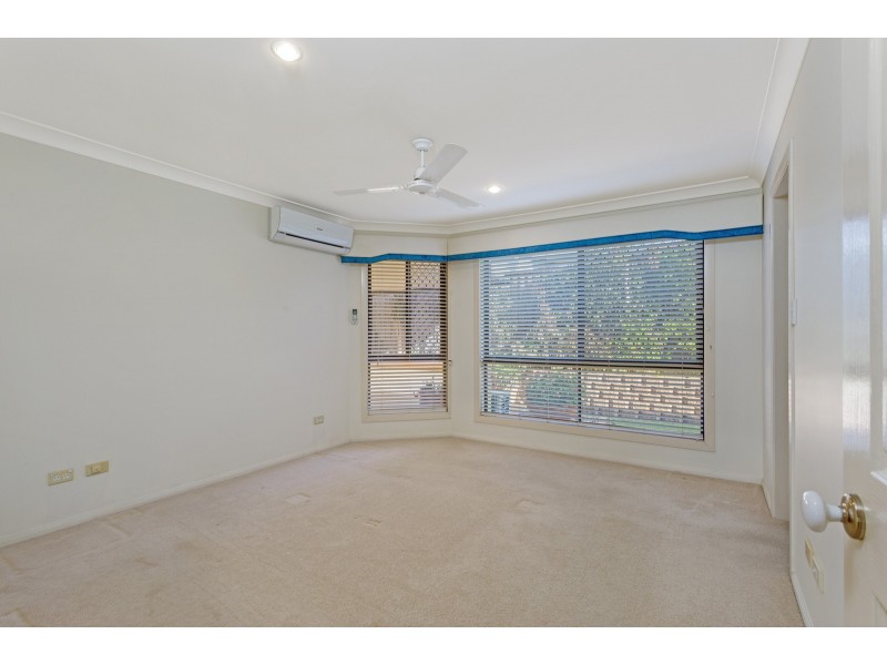 28 Langport Parade, Mudgeeraba QLD 4213