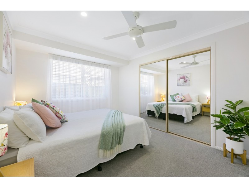 17 Tullamarine Drive, Robina QLD 4226