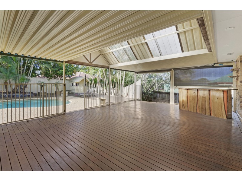 11 Ballarat Court, Tallai QLD 4213