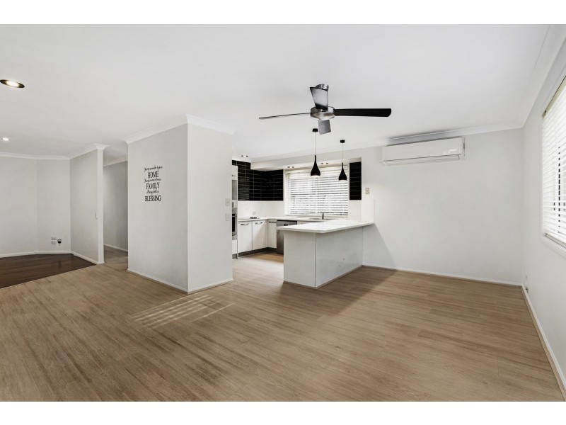 11 Ballarat Court, Tallai QLD 4213