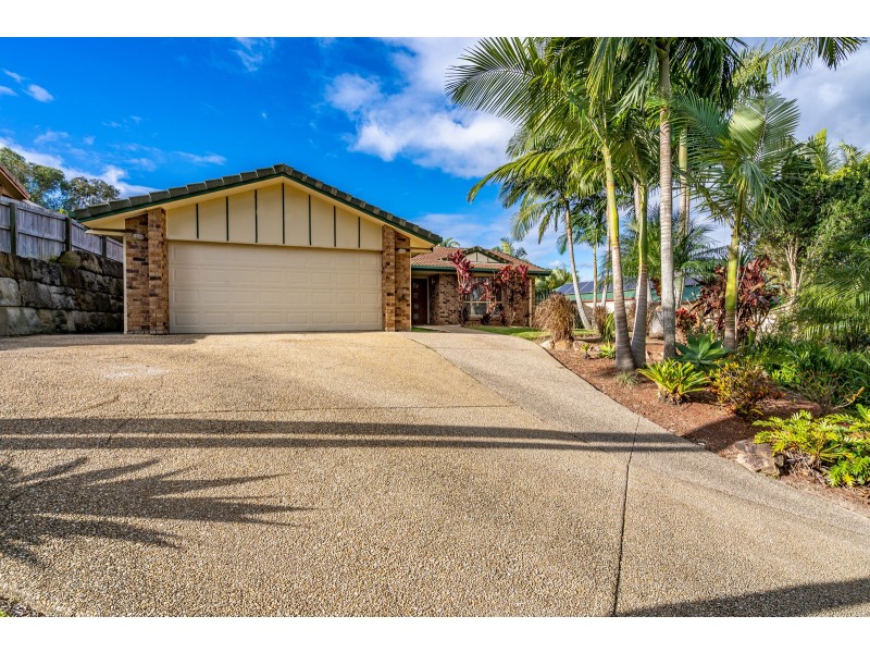 11 Ballarat Court, Tallai QLD 4213