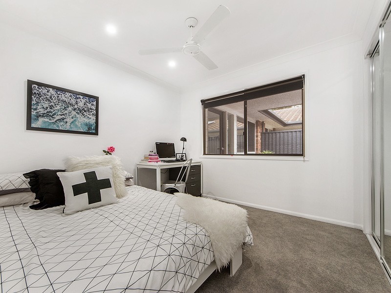 1/46 Cheltenham Drive, Robina QLD 4226