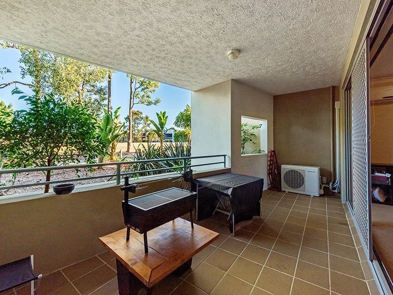 4/10 Valbonne Avenue, Varsity Lakes QLD 4227