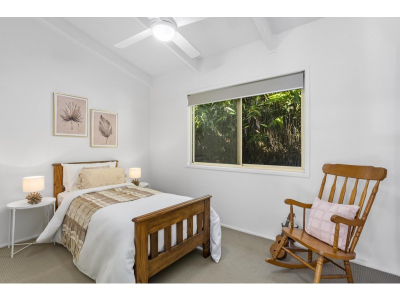 6 Wiluna Court, Elanora QLD 4221