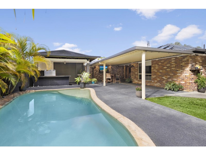 12 Rosswood Court, Helensvale QLD 4212