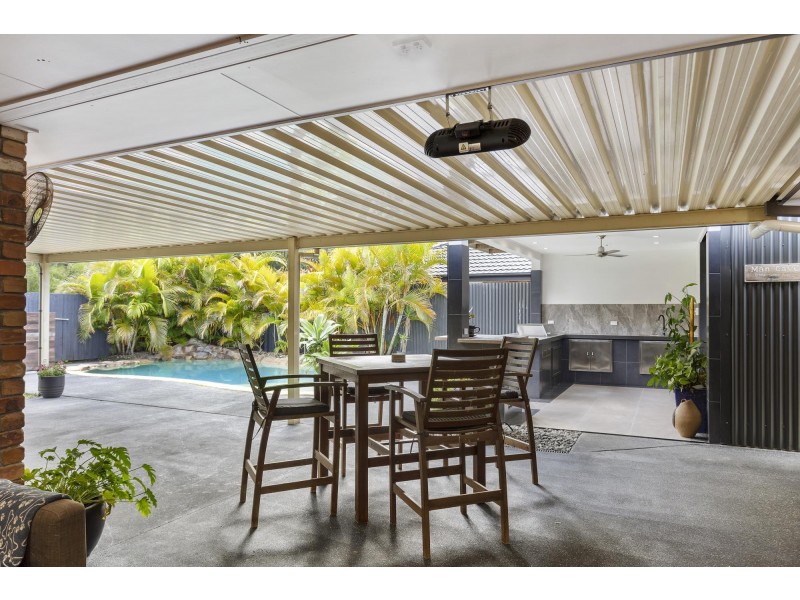 12 Rosswood Court, Helensvale QLD 4212