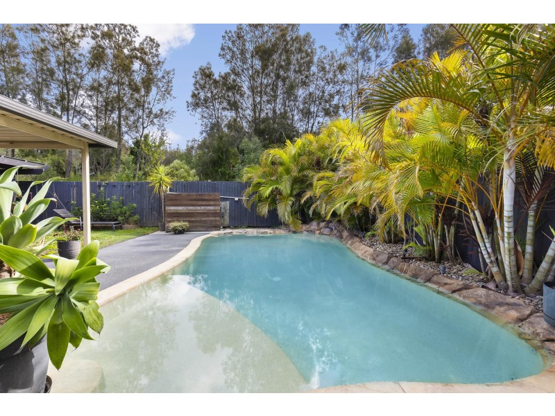 12 Rosswood Court, Helensvale QLD 4212