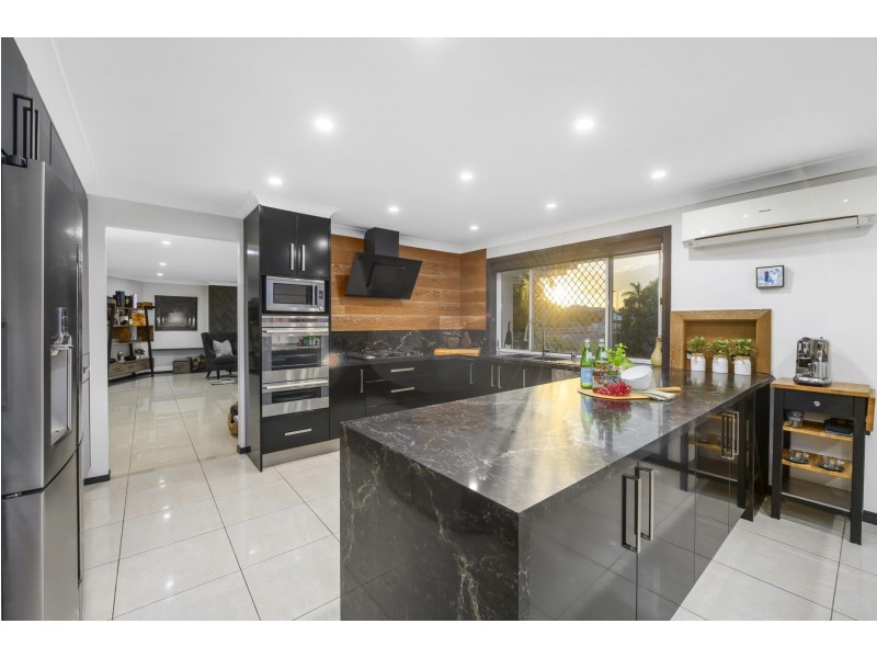 51 Pebble Beach Drive, Runaway Bay QLD 4216