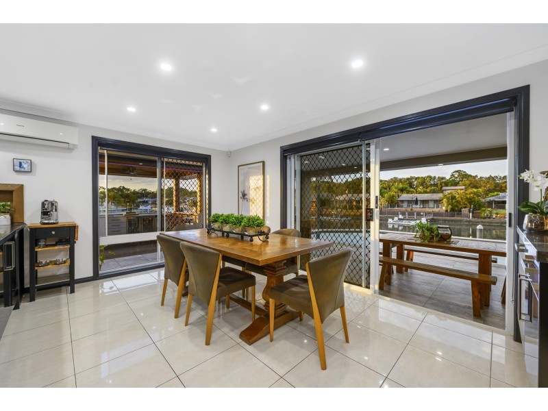 51 Pebble Beach Drive, Runaway Bay QLD 4216