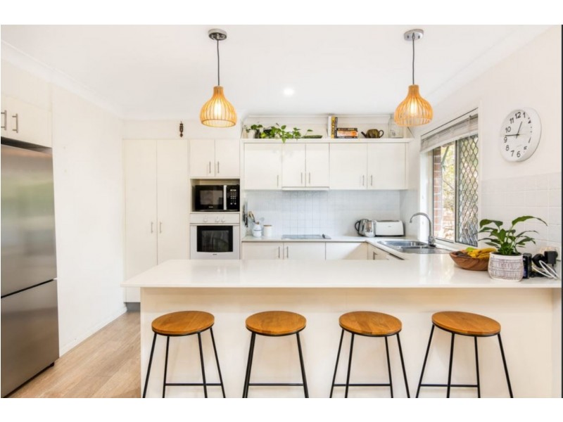 4/31 Tallebudgera Creek Road, Burleigh Heads QLD 4220