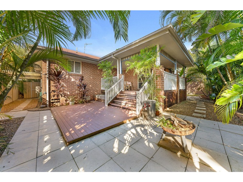 4/31 Tallebudgera Creek Road, Burleigh Heads QLD 4220