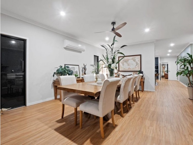 101/19 Santa Barbara Road, Hope Island QLD 4212