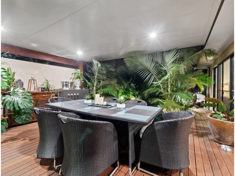 101/19 Santa Barbara Road, Hope Island QLD 4212