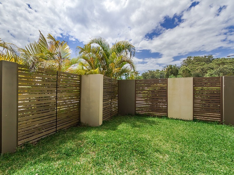 2/98 Observatory Drive, Reedy Creek QLD 4227