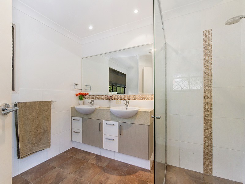 2/98 Observatory Drive, Reedy Creek QLD 4227