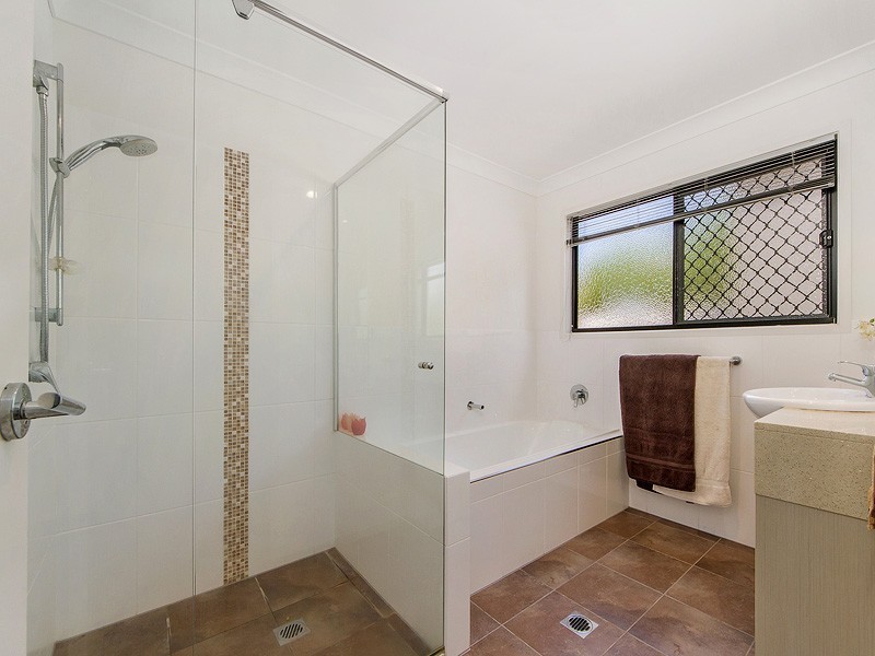 2/98 Observatory Drive, Reedy Creek QLD 4227