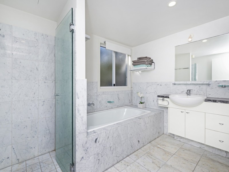 Villa 8 Island Street, South Stradbroke QLD 4216