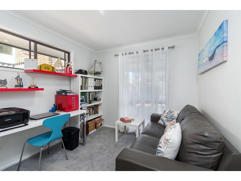9 Onyx Court, Carrara QLD 4211