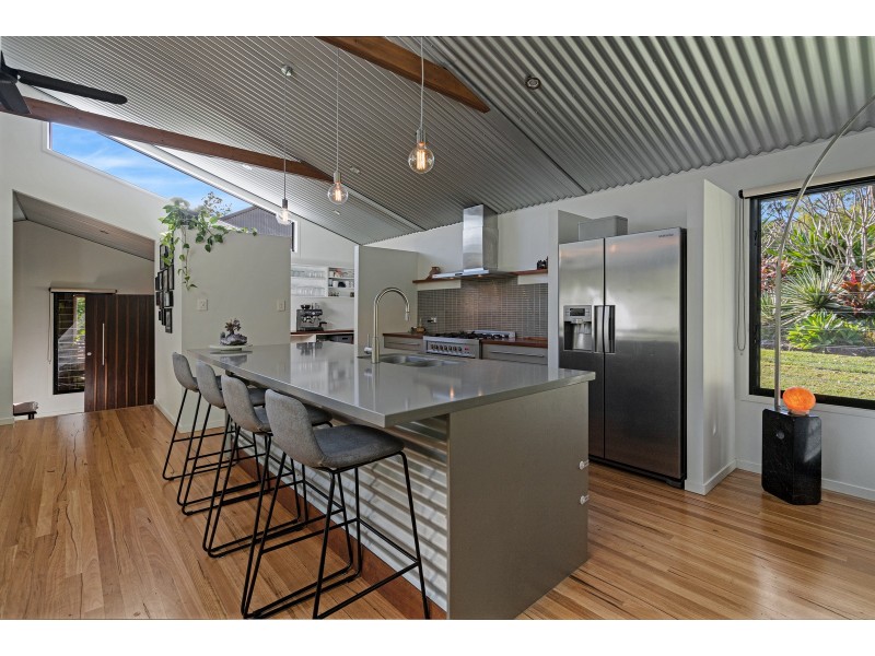 215 Carrington Road, Bonogin QLD 4213