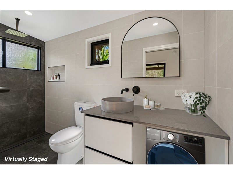 215 Carrington Road, Bonogin QLD 4213