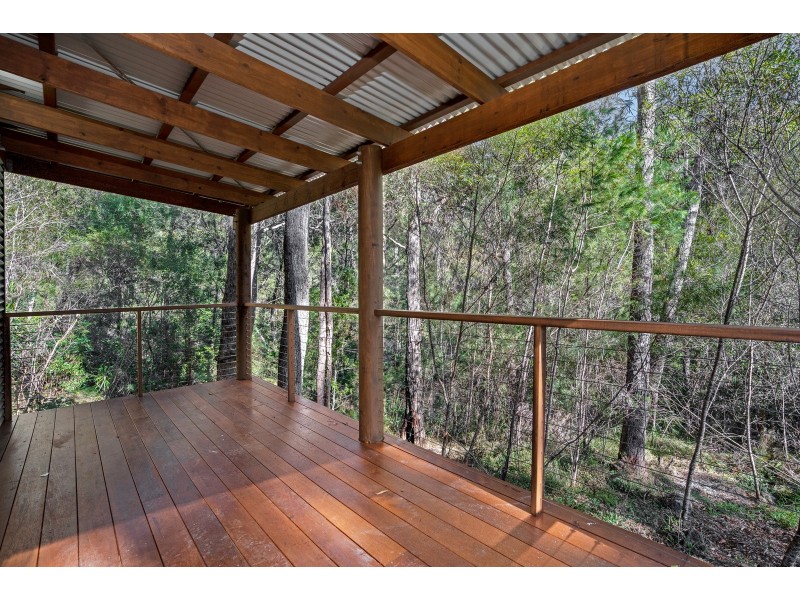 215 Carrington Road, Bonogin QLD 4213