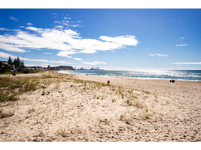 15e/969 Gold Coast Highway, Palm Beach QLD 4221