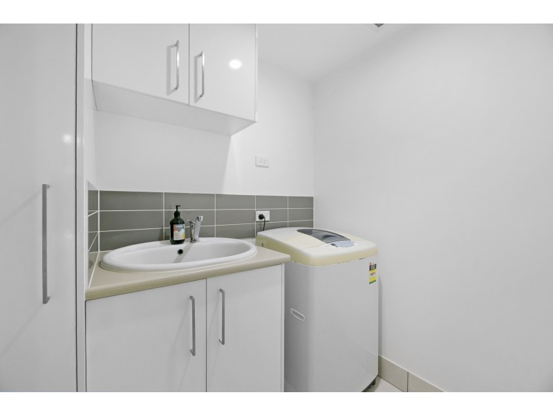 4/2 The Gardenway, Robina QLD 4226