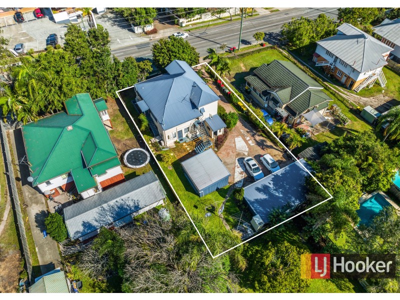 115 Days Road, Grange QLD 4051