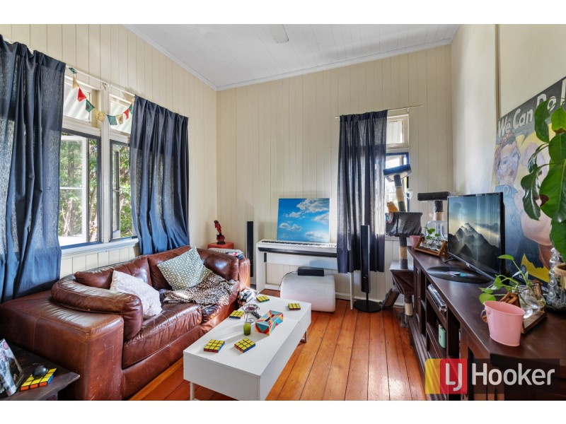 115 Days Road, Grange QLD 4051