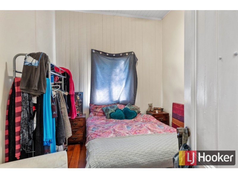 115 Days Road, Grange QLD 4051